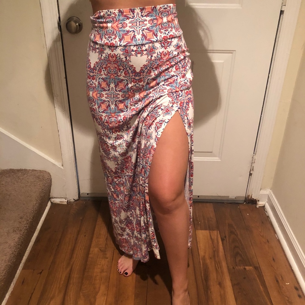 High waisted skirt